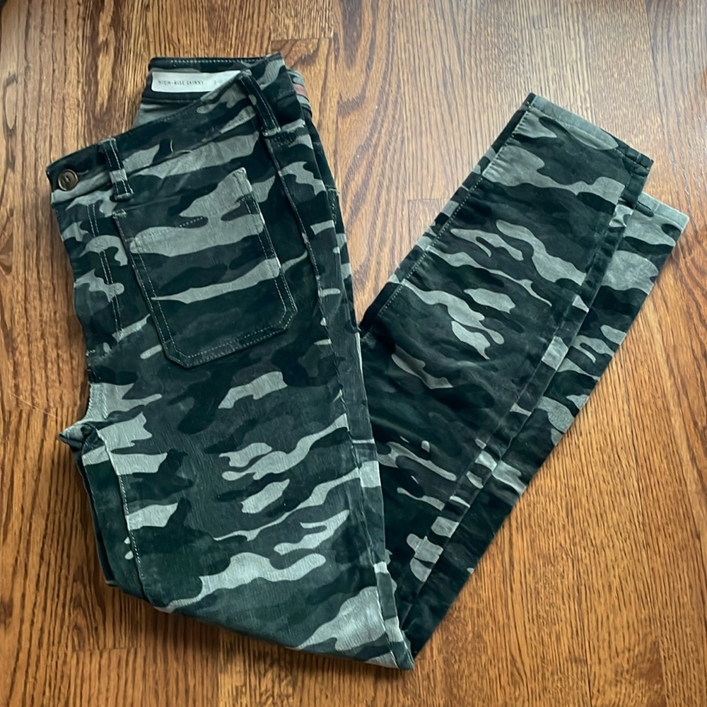 Pilcro skinny, stretchy corduroy pants